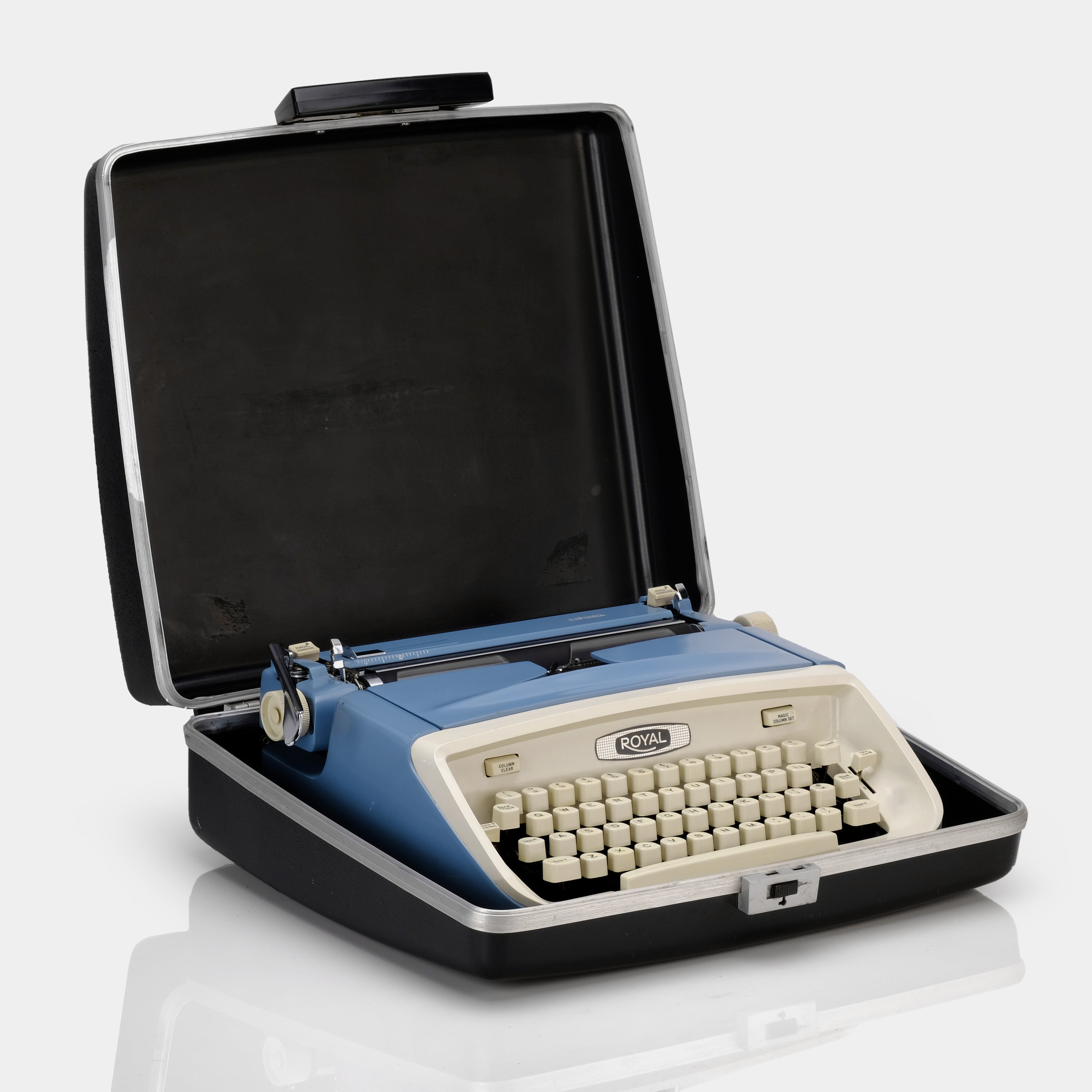 Royal Sahara Blue Manual Typewriter and Case