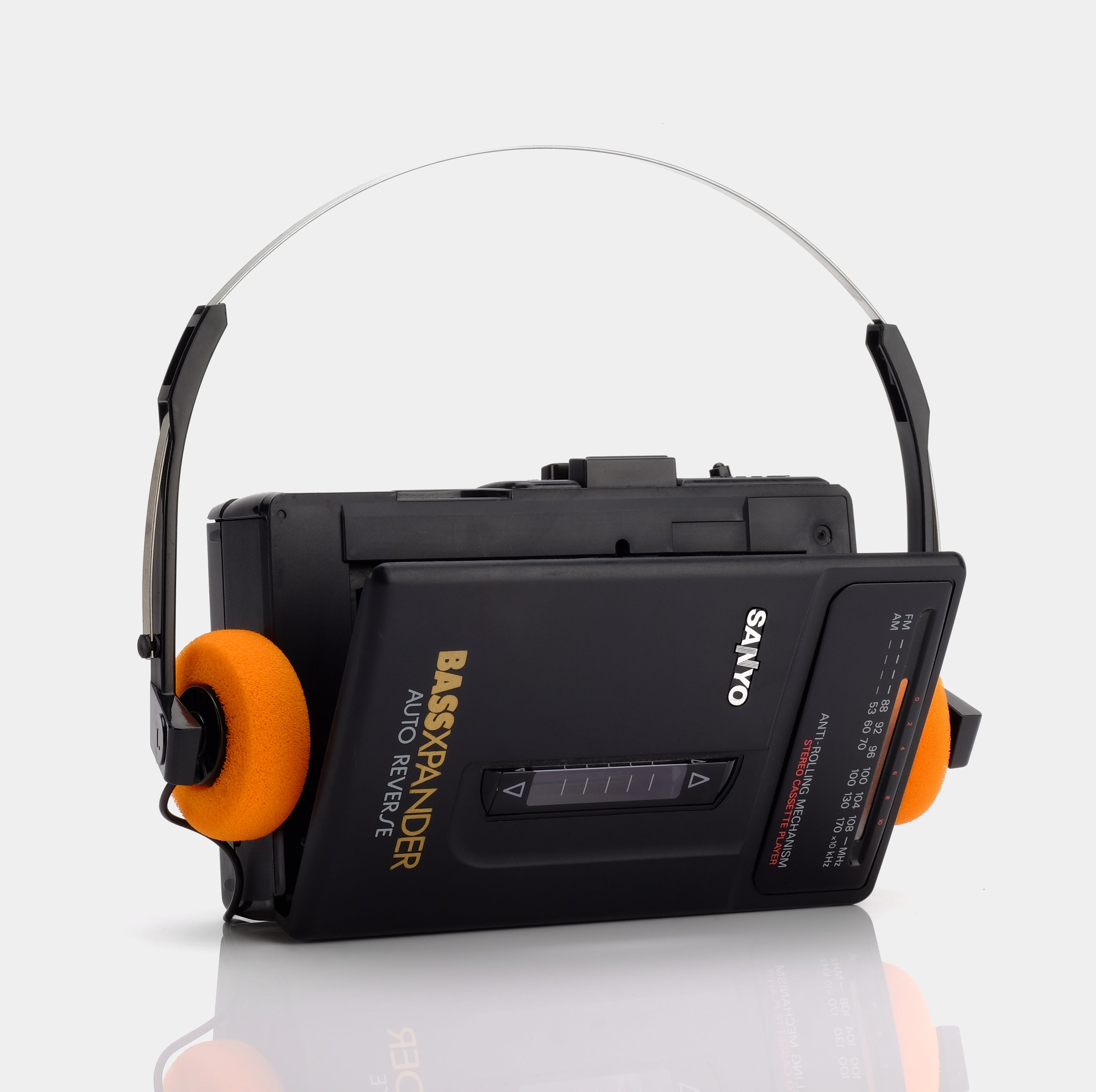 Sanyo BASSXPANDER MGR-703 Auto Reverse AM/FM Portable Cassette Player