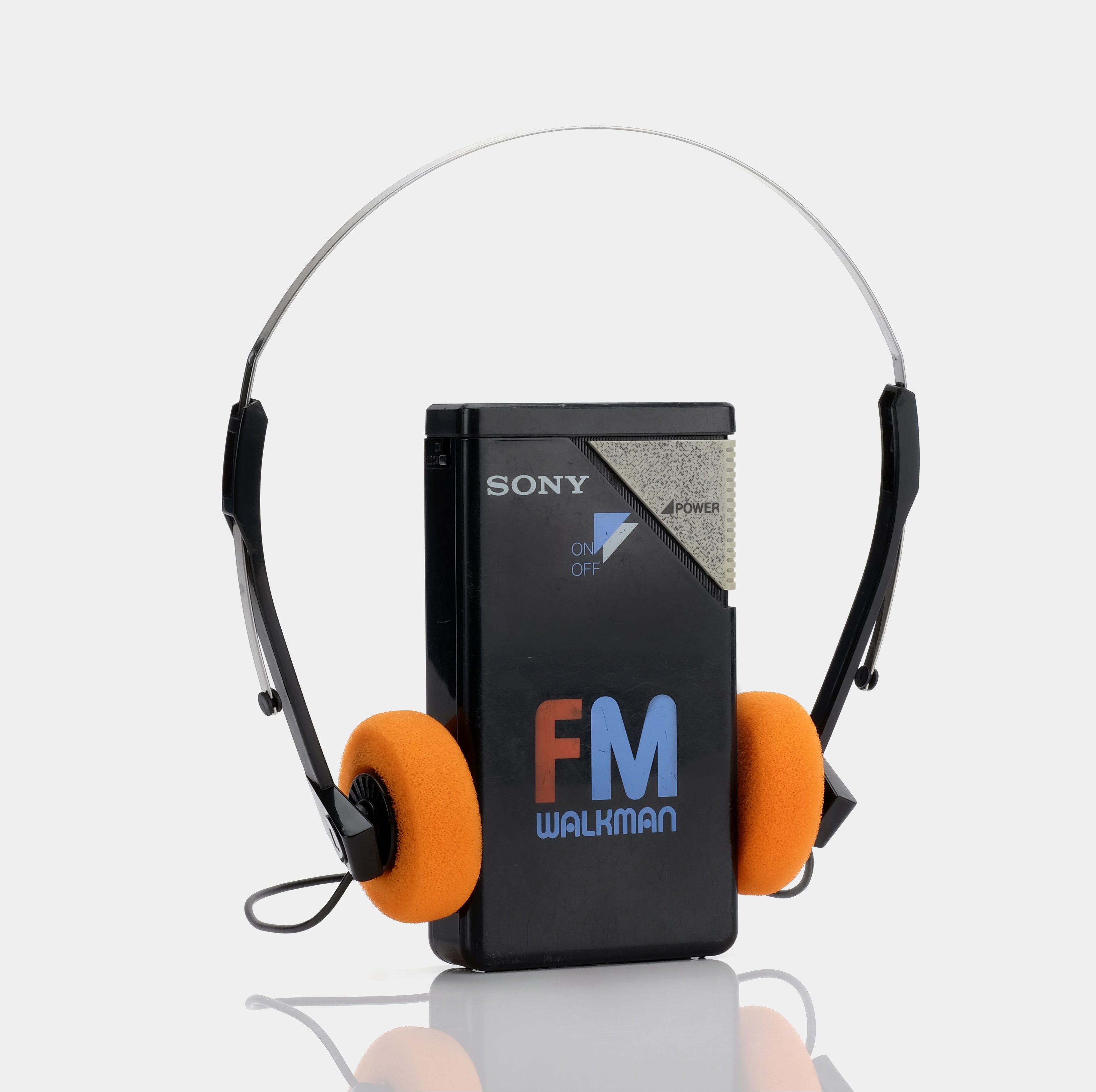Vtg Black SONY FM Stereo Walkman SRF-16W Portable with Belt Clip