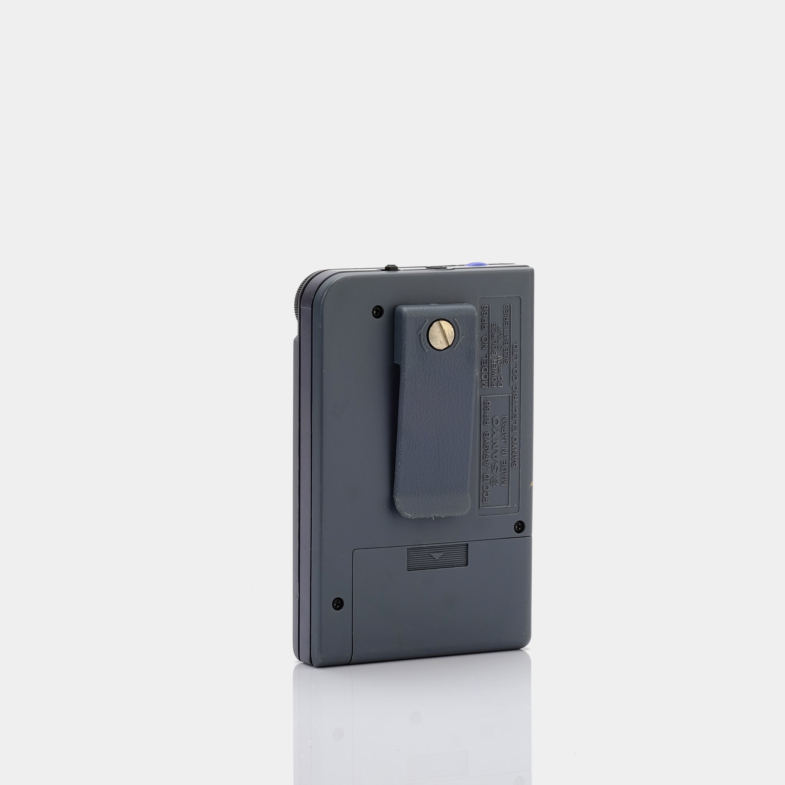 Sanyo R66 AM/FM Portable Radio