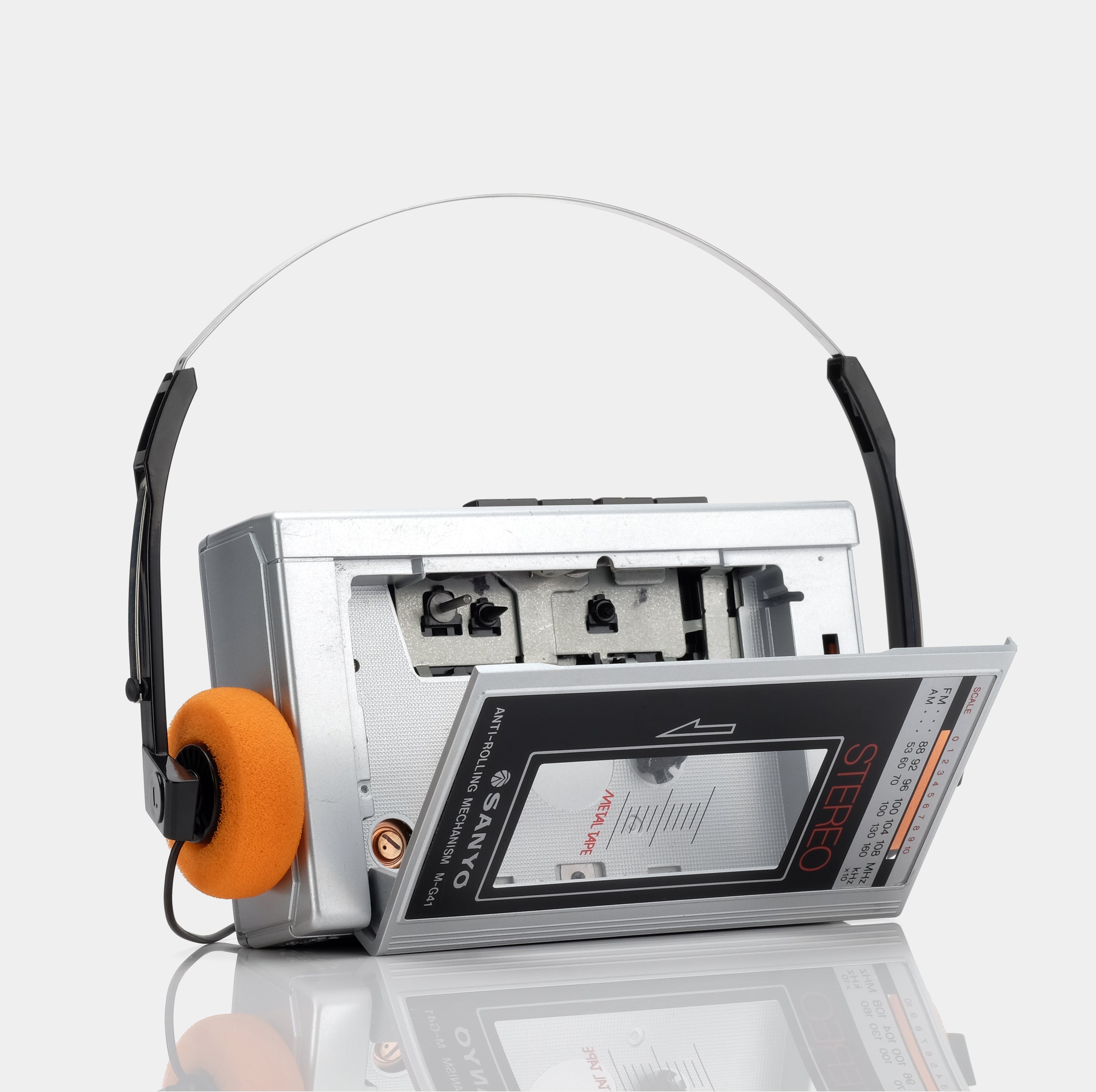 Sanyo Stereo M-G41 AM/FM Portable Cassette Player