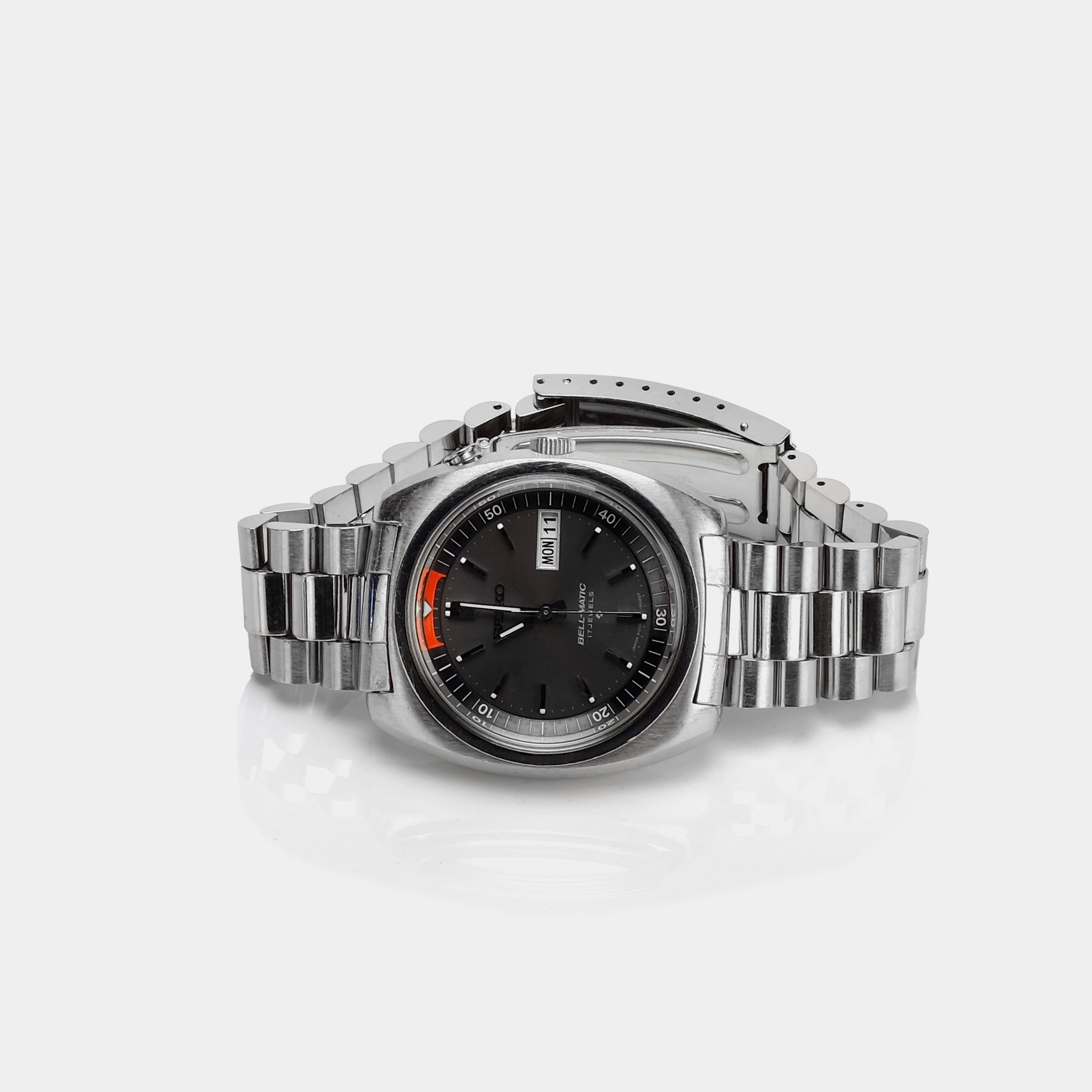 Seiko Bell-Matic Alarm Ref. 4006-6031 Grey Sunburst Dial 1971 Wristwatch