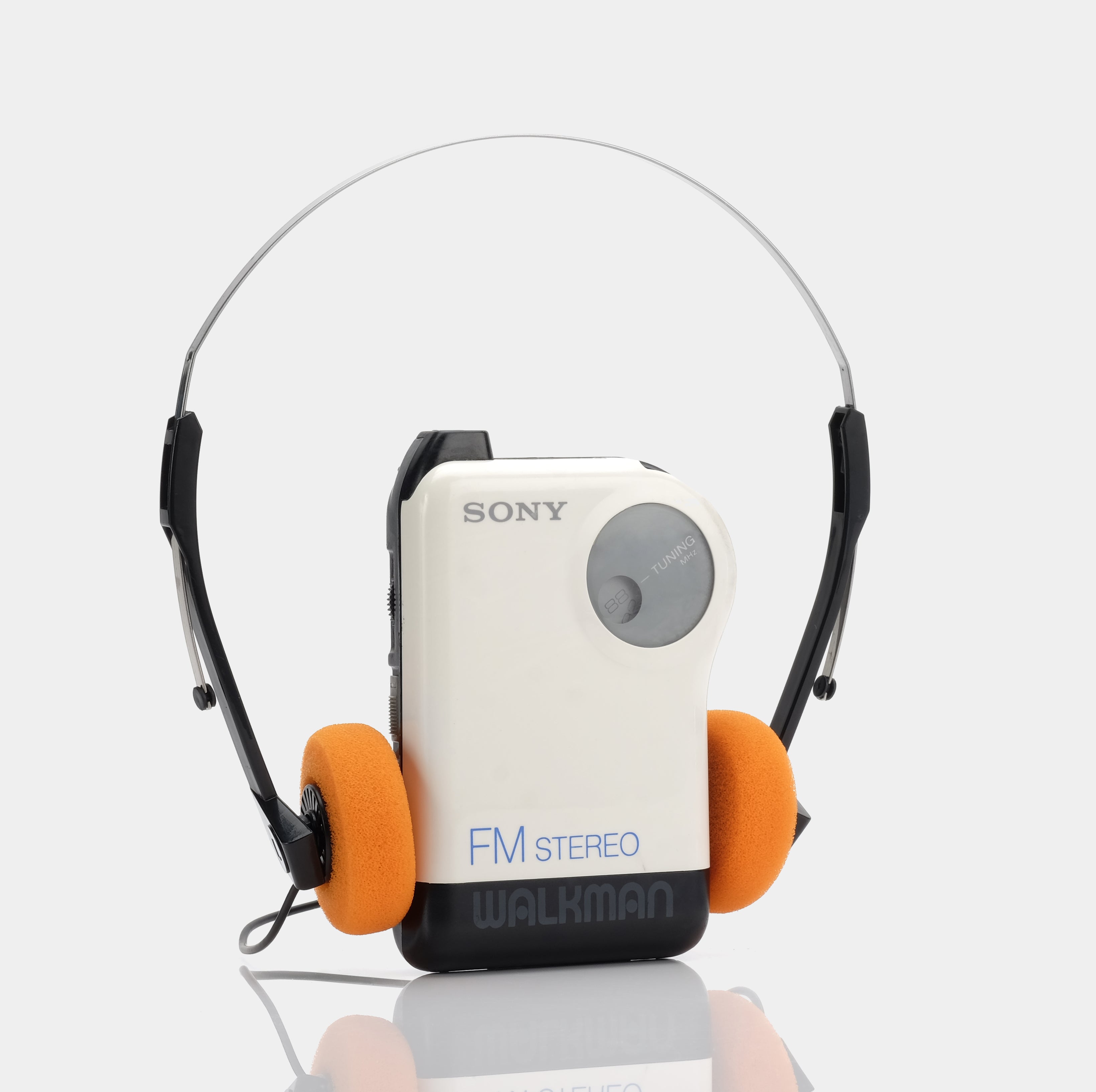 Sony Walkman SRF-26 FM Portable Radio