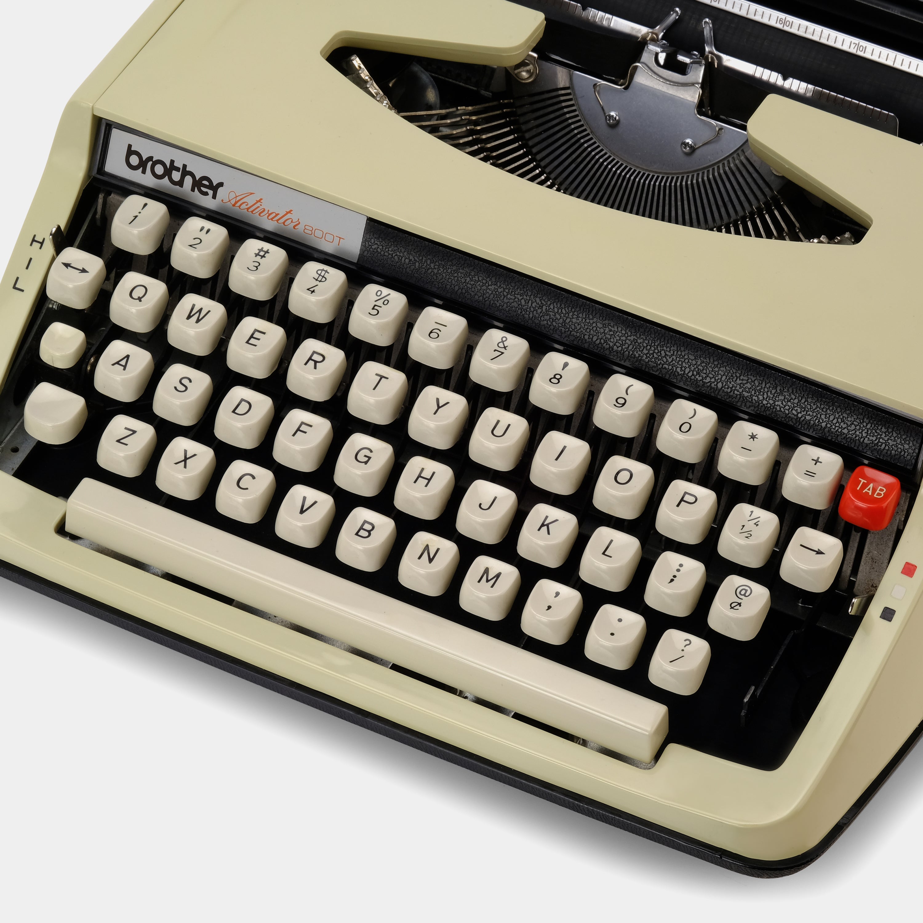 Brother Activator 800T Beige Manual Typewriter and Case