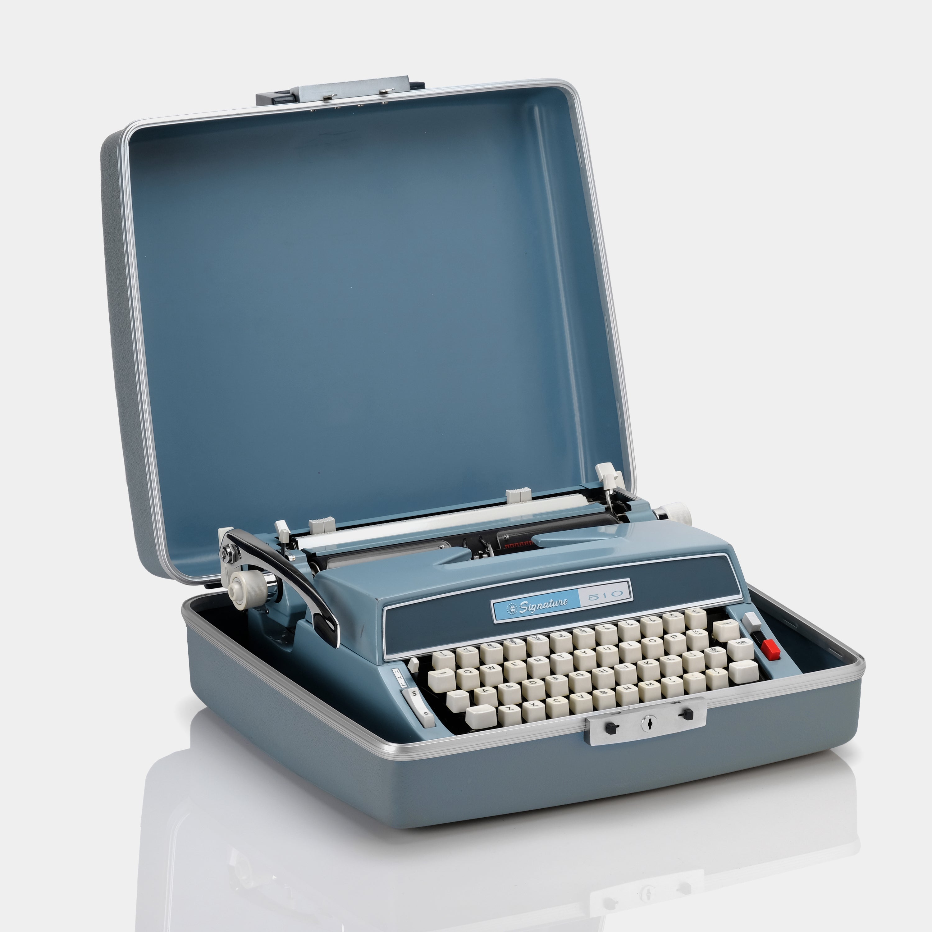 Montgomery Ward Signature 510 Blue Manual Typewriter and Case