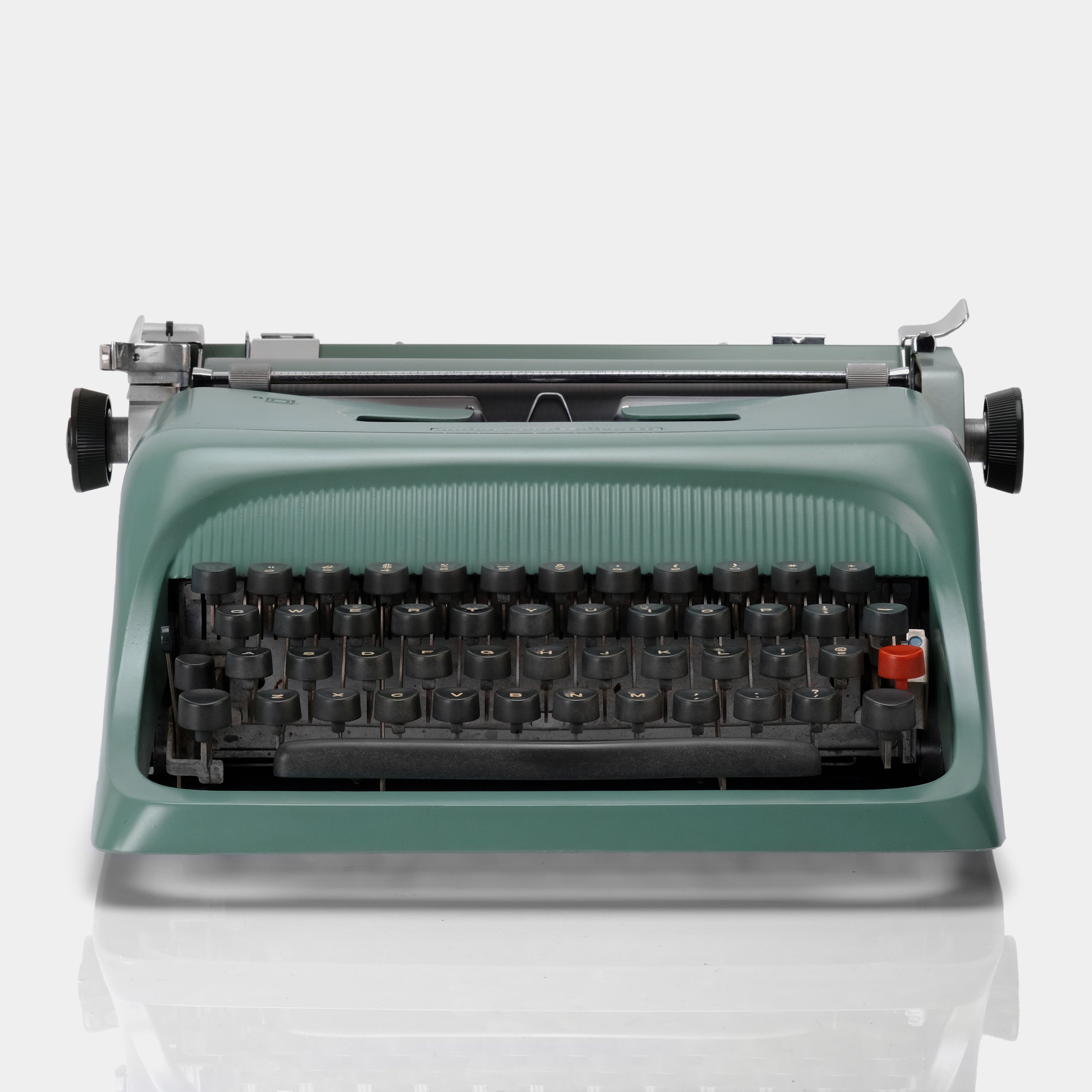 Underwood-Olivetti Studio 44 Dark Mint Green Manual Typewriter and Case