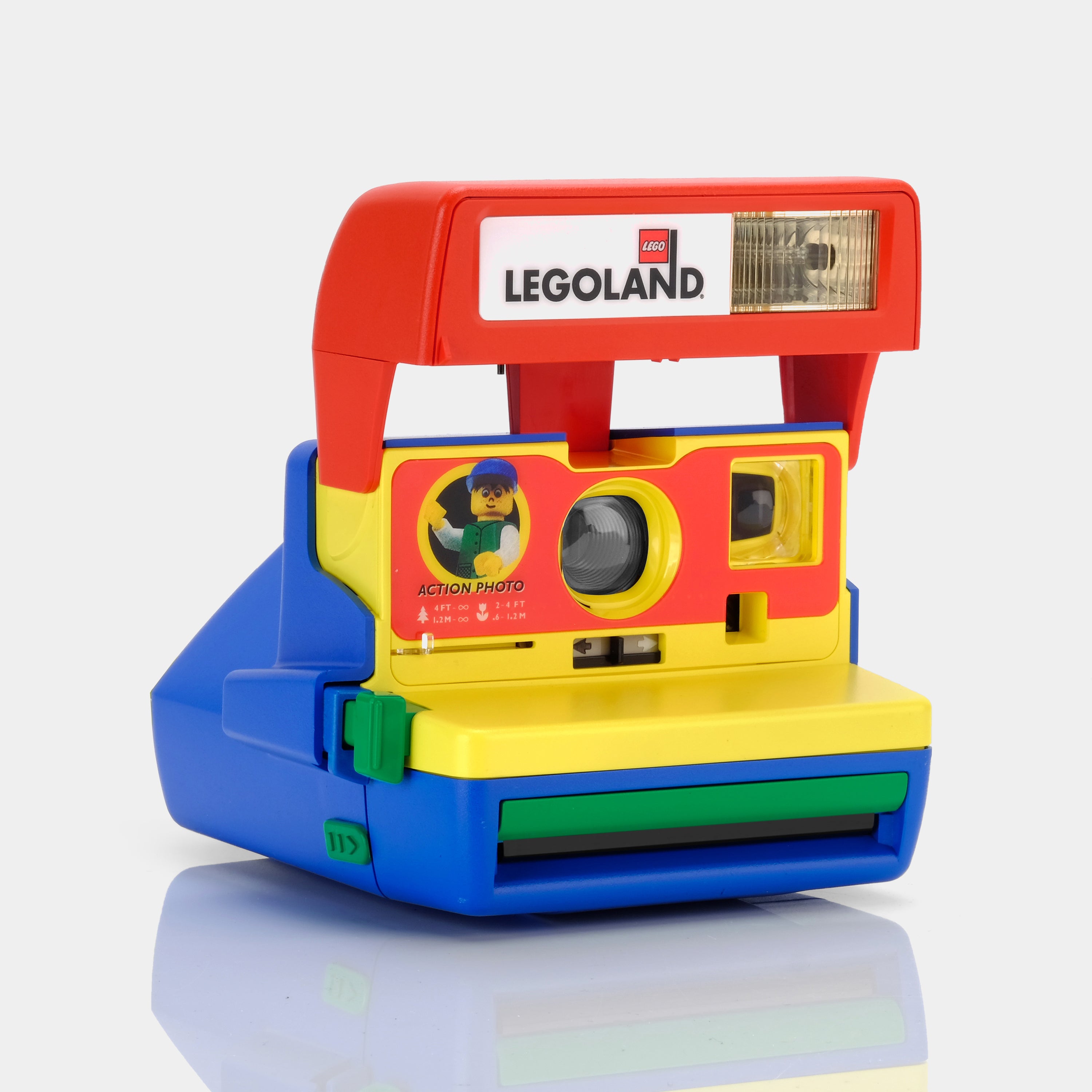 LEGO MOC Polaroid Land Camera 1000 by Brick-o-lantern