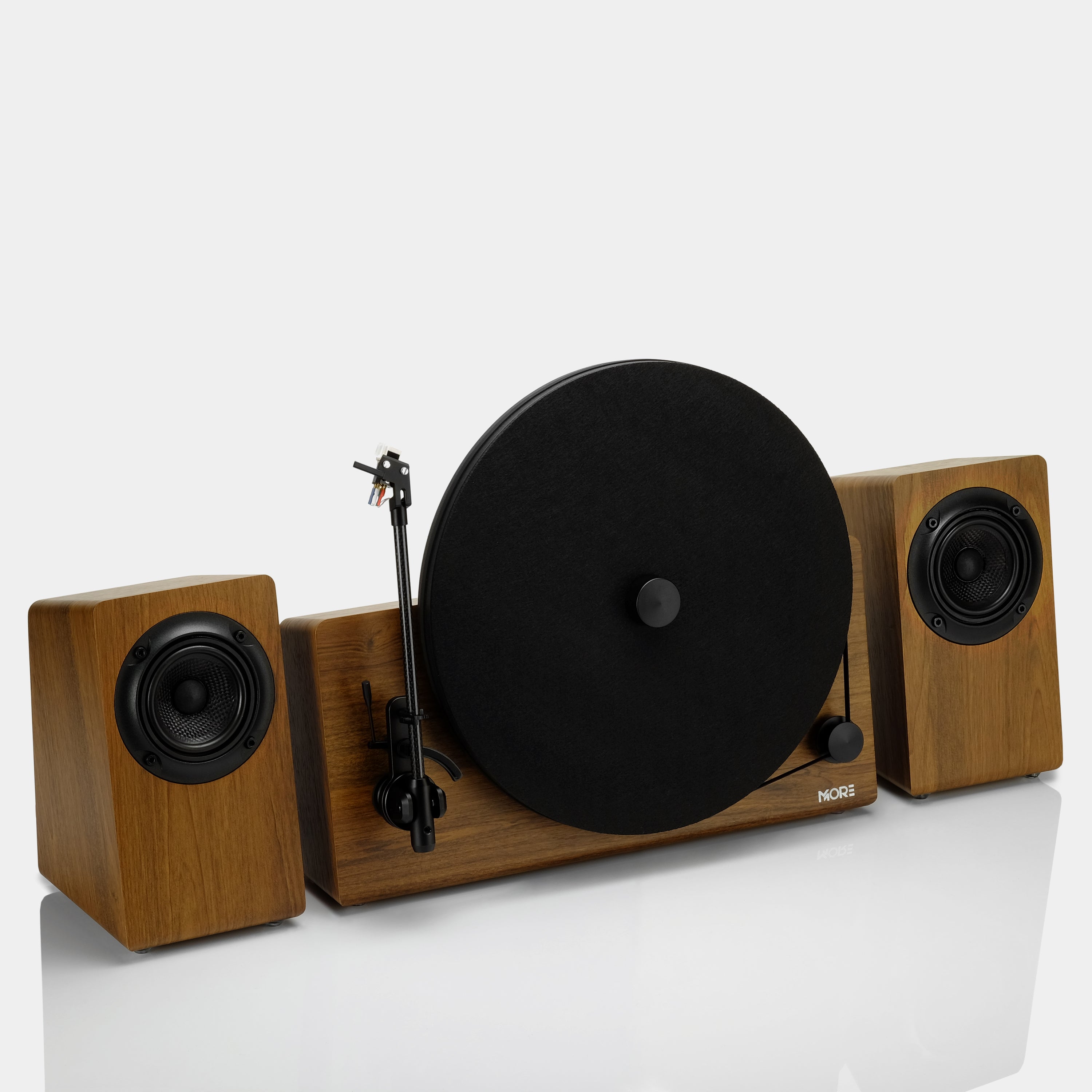 MORE Vertical Play Station Walnut Turntable