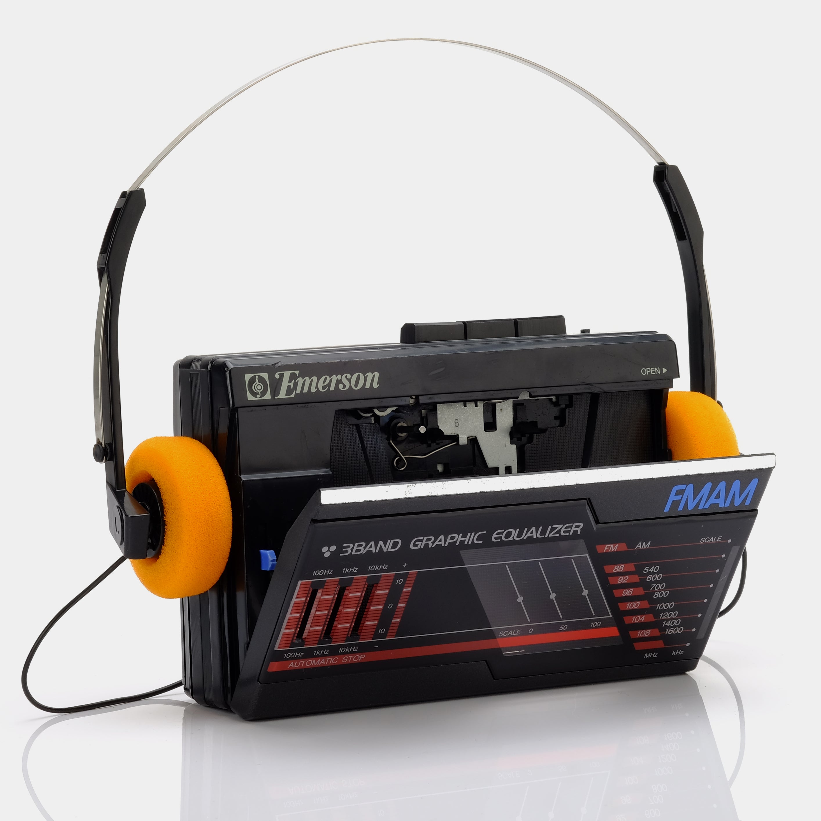 Emerson CRS25BP AM/FM Portable Cassette Player
