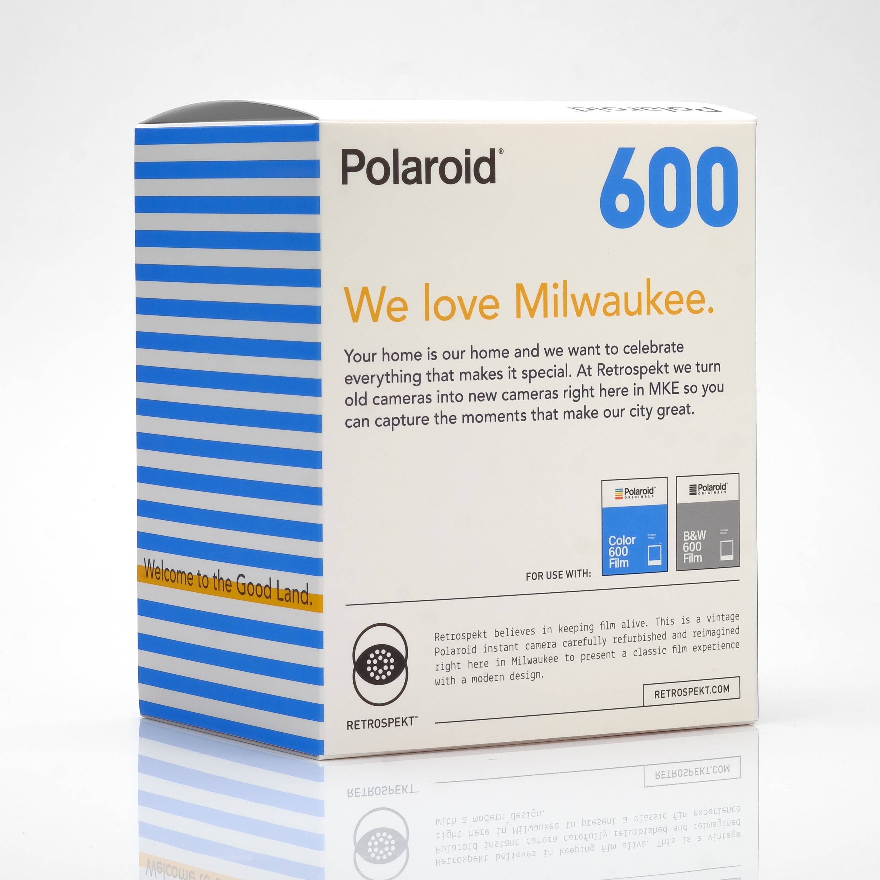 Polaroid 600 Milwaukee Flag Instant Film Camera