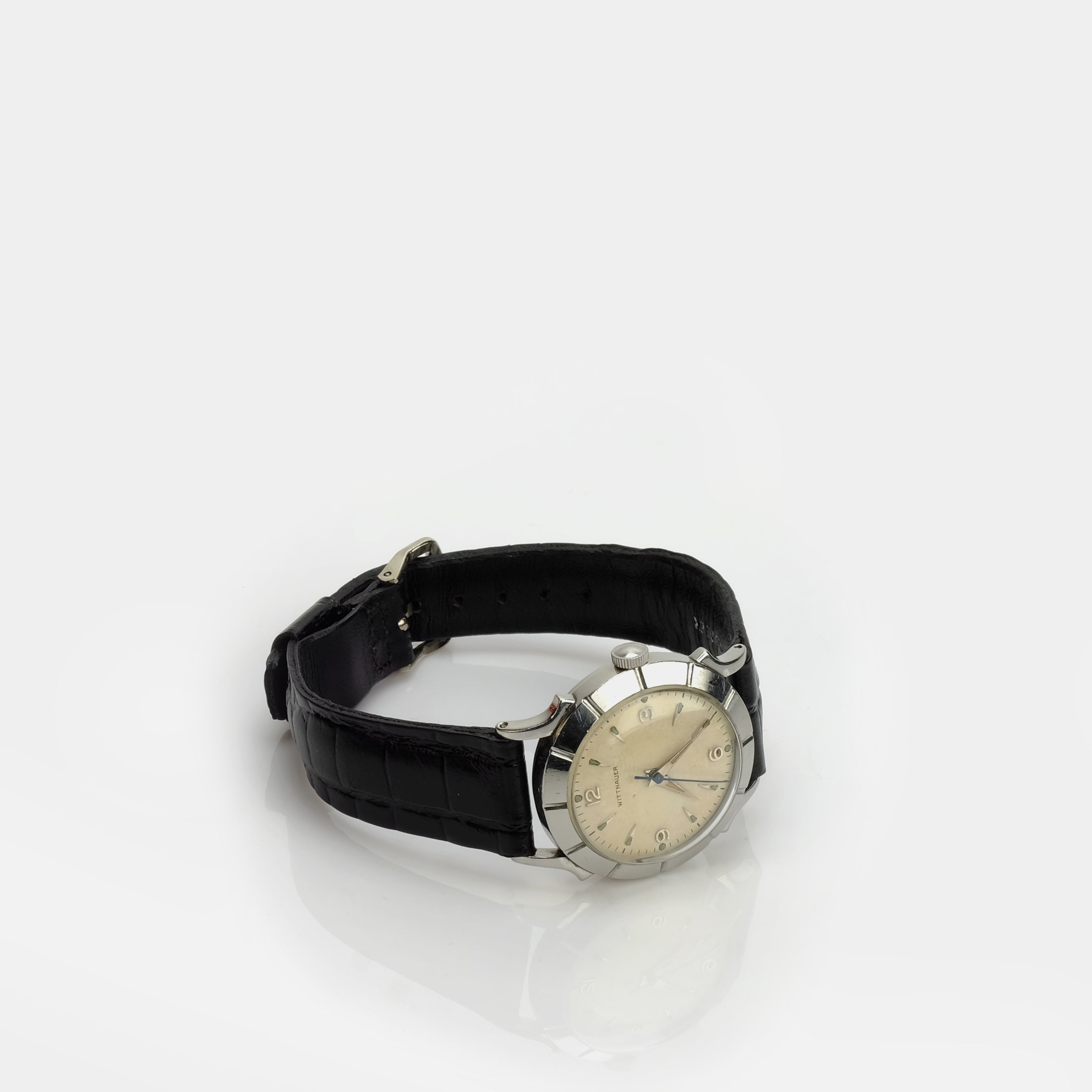 Wittnauer Time-Only Manual-Wind ref. 2065-SW Circa 1950s Wristwatch